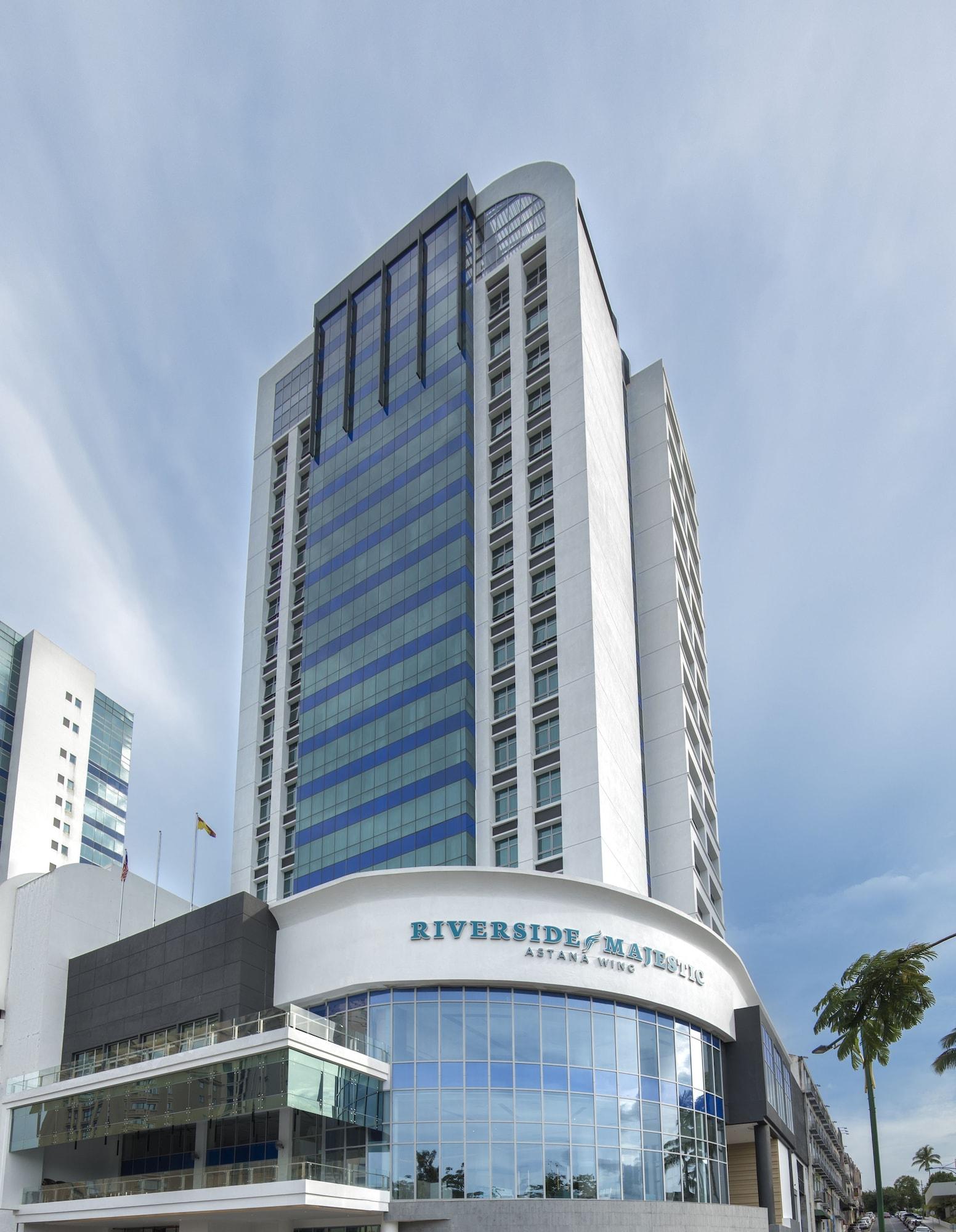 Astana Wing - Riverside Majestic Hotel Kuching Dış mekan fotoğraf