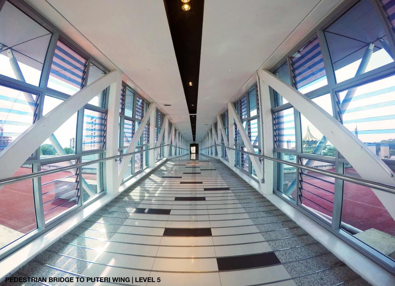 Astana Wing - Riverside Majestic Hotel Kuching Dış mekan fotoğraf